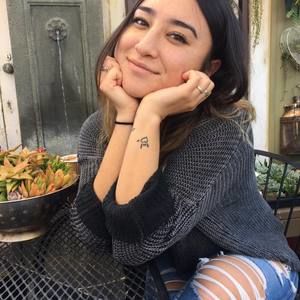 Meet your Posher, Nicole